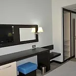 فندق Sirius 4*