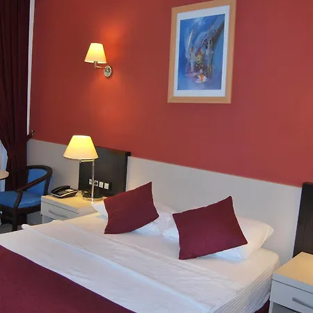 Hotel Sirius 4*